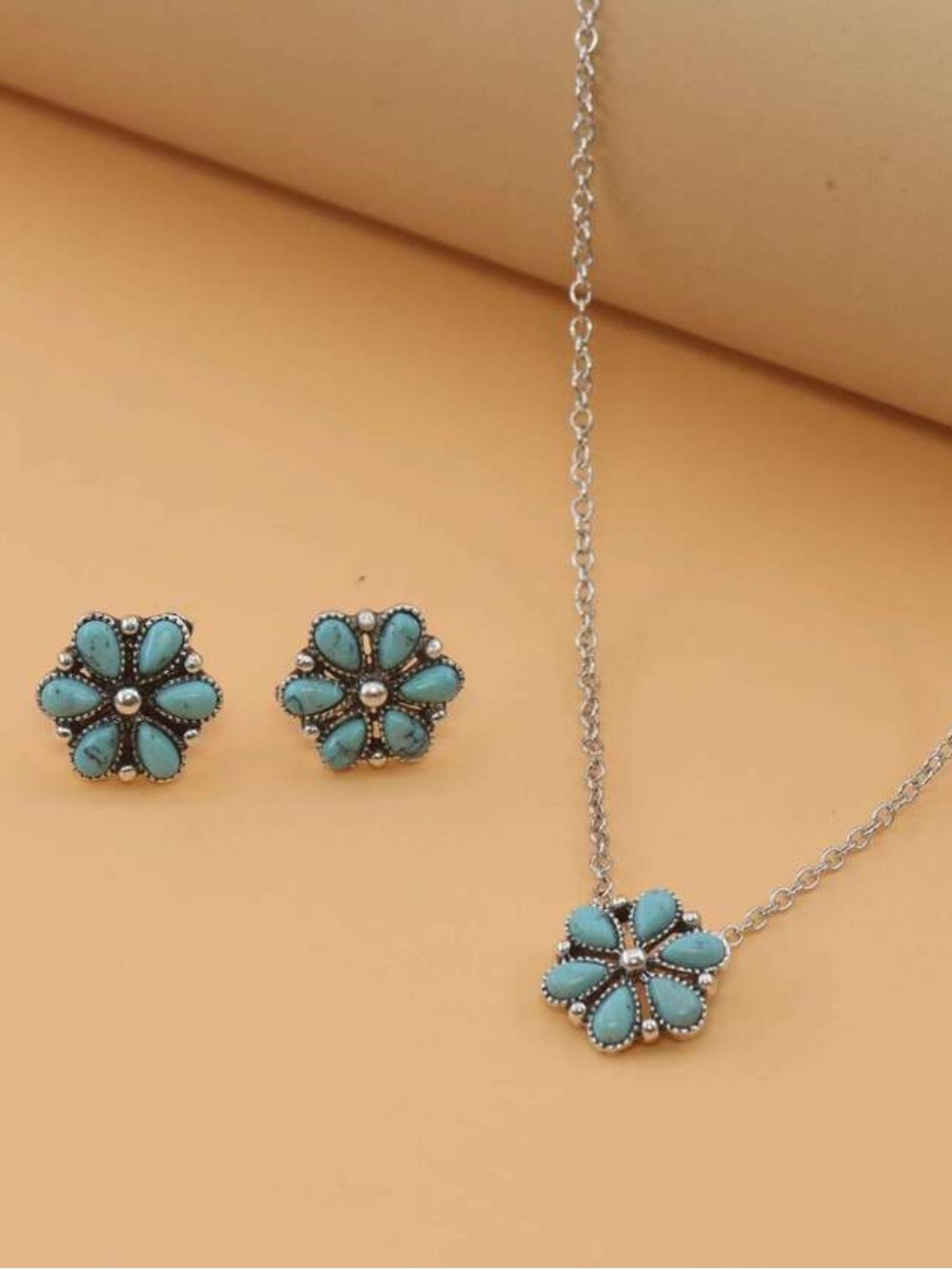 Faux Turquoise Flower Silver Necklace and Earring Set